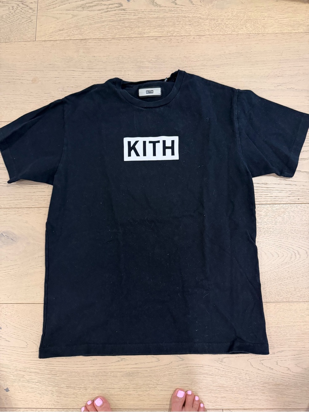 Men’s kith authentic t shirt L